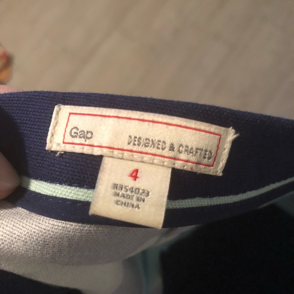Gap summer mini skirt size 4